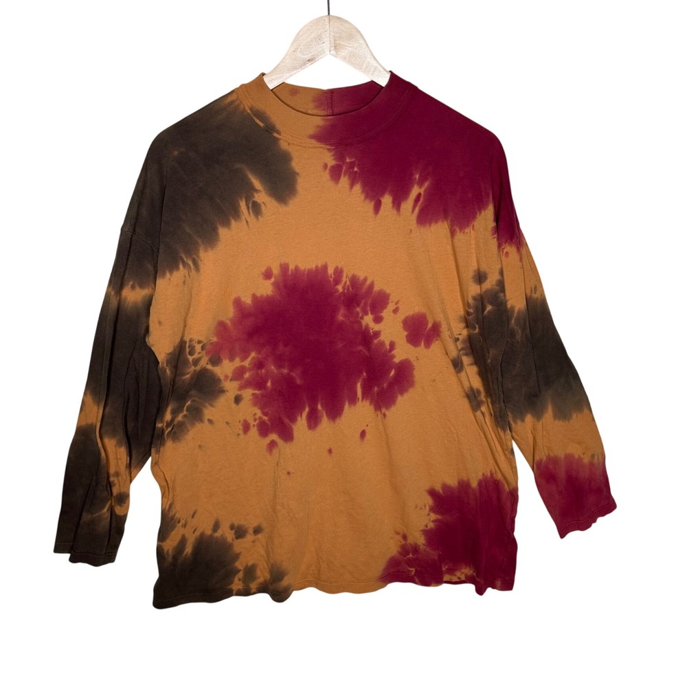 We The Free Mock Neck Tie Dye Long Sleeve Shirt size Small Red/Brown/Yellow
